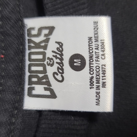 CROOKS & CASTLES Red Medusa Graphic Black T-Shirt Size Medium - Picture 2 of 11